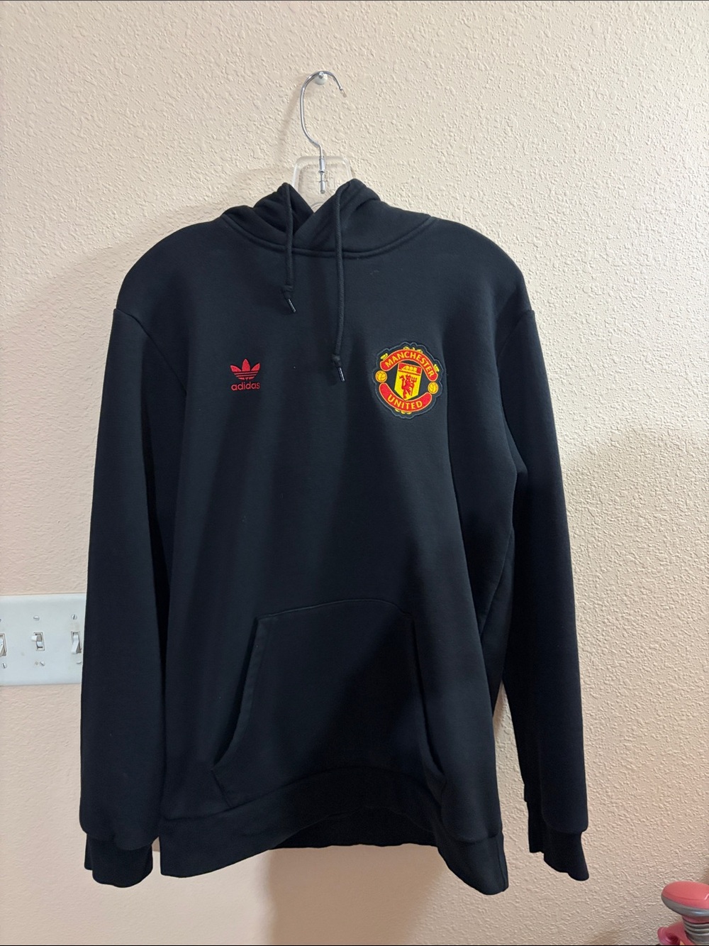 adidas Black Manchester United Crest Hoodie